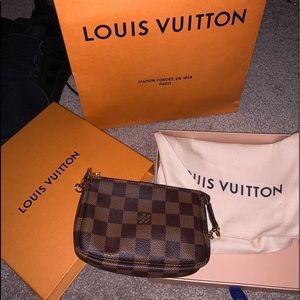 LOUIS VUITTON MINI POUCHETTE IN DAMIER EBENE new with tags